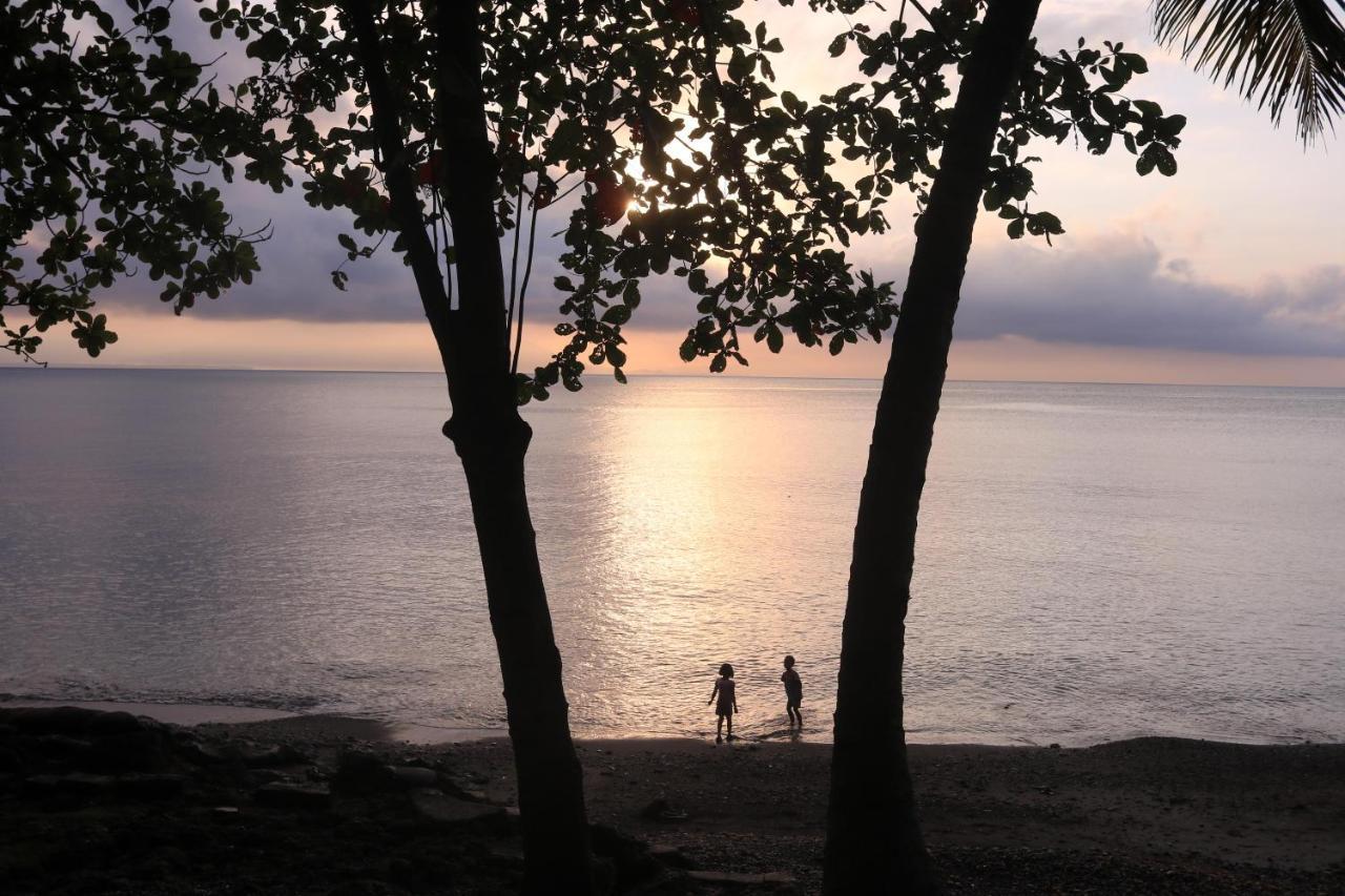 Aundanao Oasis Beach Hotell Samal Exteriör bild