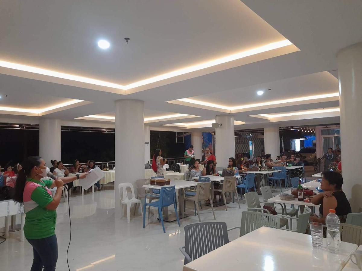 Aundanao Oasis Beach Samal Exteriör bild